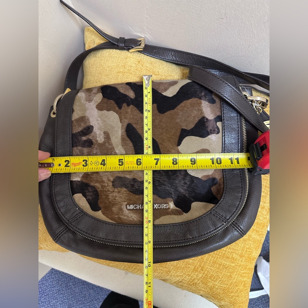 Michael Kors Camouflage Crossbody Bag - Picture 14 of 15